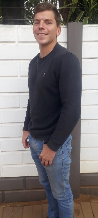 Family PortraitRef photo2Graham_Pierres Art